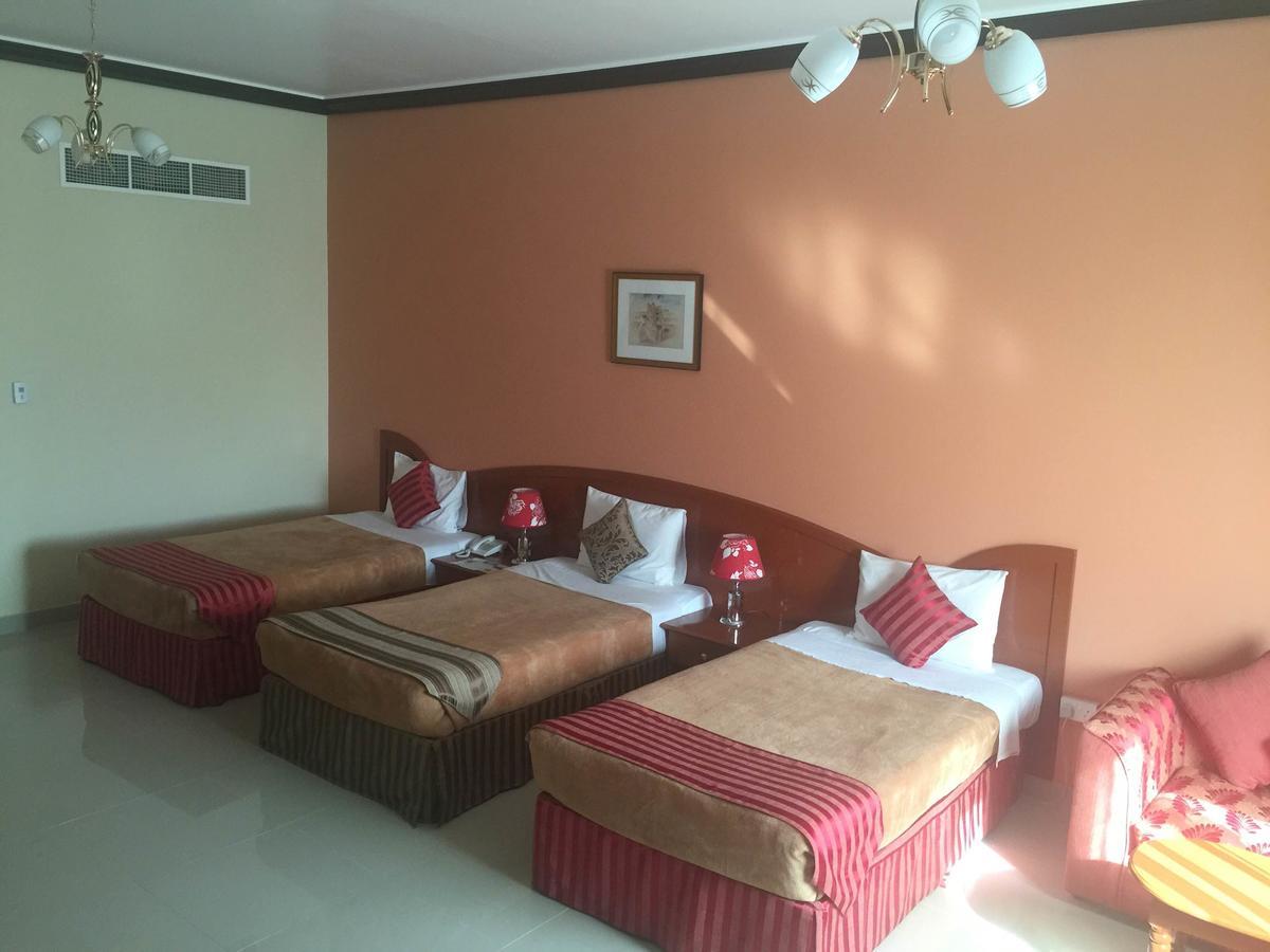 Summer Land Hotel Apartment Sharjah Exterior photo